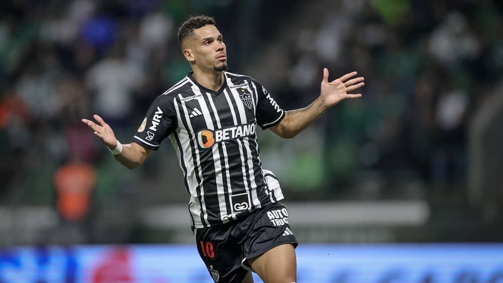 Paulinho, do Atlético, integra seleção do ano da Copa Libertadores