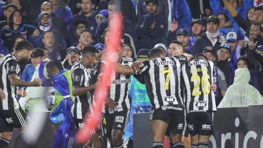 Paulinho marcou o gol de empate do Atlético na Colômbia