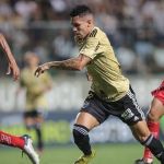 Paulinho valoriza comprometimento em vitória do Atlético: 'se puder dar de 10, vamos fazer'