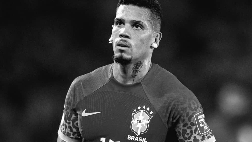 Paulinho, do Atlético, se manifesta sobre ataques nas redes após derrota da Seleção