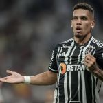 Atlético: Paulinho lamenta empate com o Corinthians: 'Poderíamos ter ganhado'