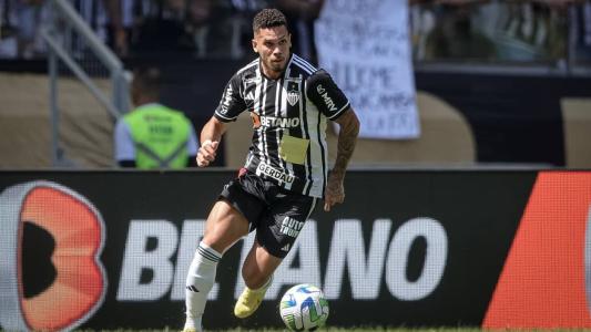 Paulinho tem 16 gols marcados pelo Atlético, em 42 partidas disputadas
