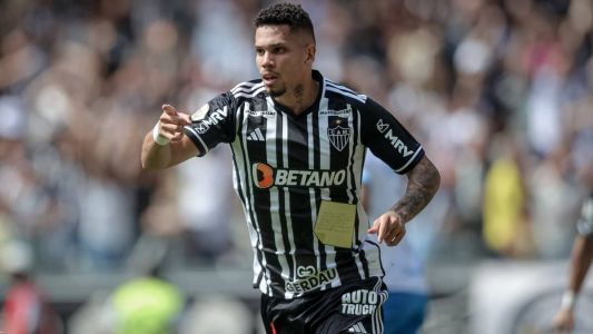 Paulinho tem 16 gols em 42 jogos disputados com a camisa do Atlético