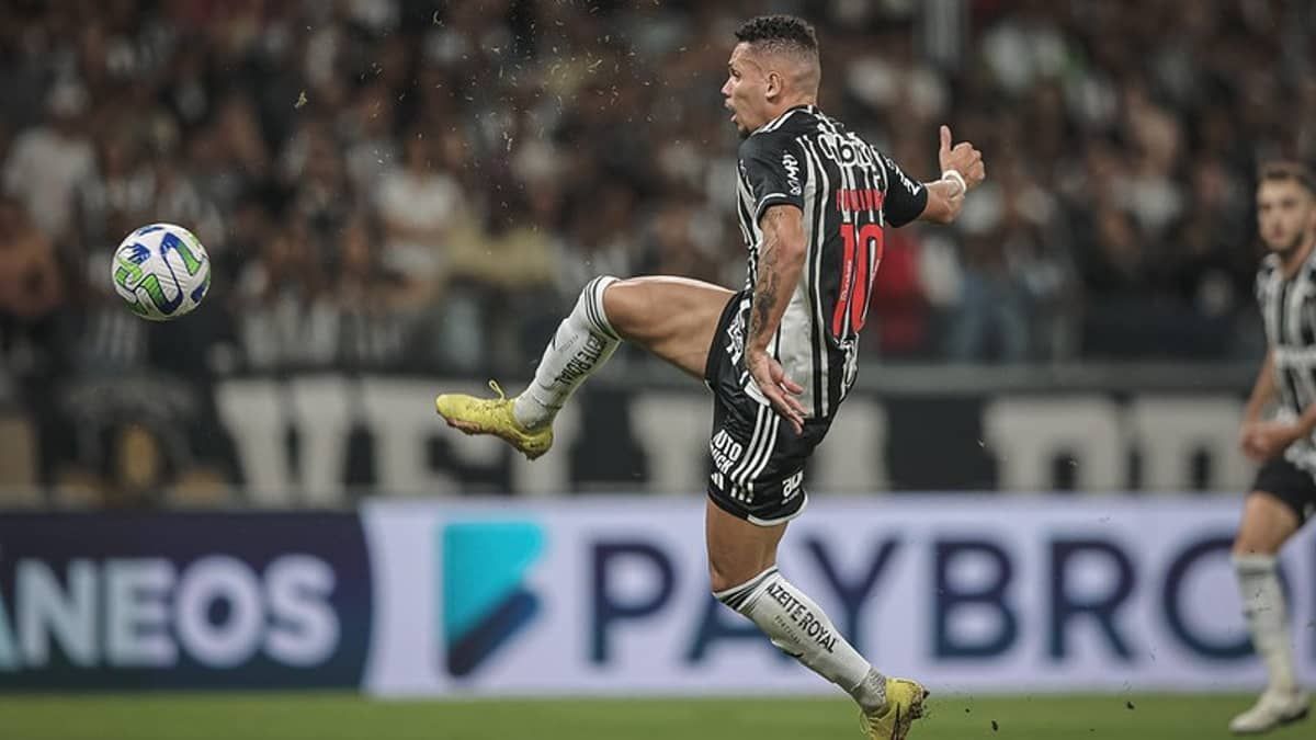 Atlético trocou 51 passes antes de gol; Corinthians acertou 142 no jogo