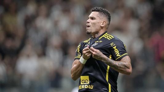 Paulinho vive grande momento com a camisa do Atlético