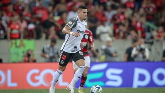 Paulinho voltou a ser alvo de intolerância religiosa após vitória do Atlético