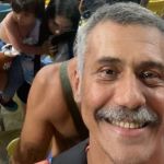 Brasil x Argentina: torcedor faz selfie no Maracanã durante briga de torcidas