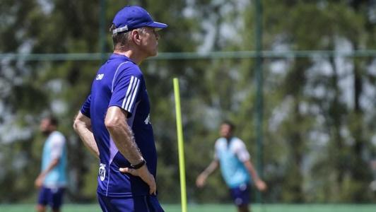 Paulo Autuori fará seu primeiro jogo no Cruzeiro, em sua quarta passagem como técnico do clube