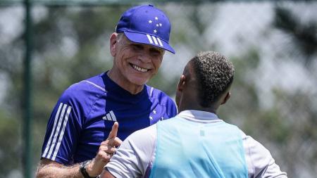 Paulo Autuori foi o escolhido para comandar o Cruzeiro na reta final do Brasileirão