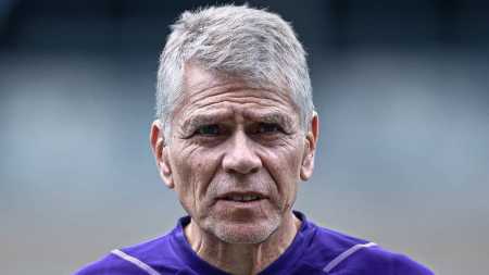 Paulo Autuori, treinador interino do Cruzeiro, no Mineirão
