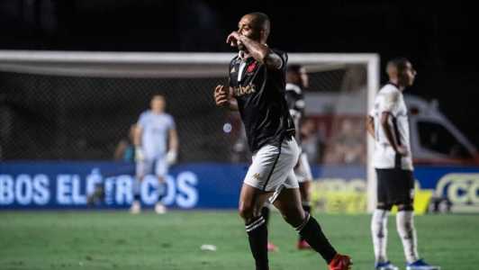 Paulo Henrique está fora da partida contra o Cruzeiro