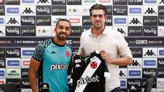 Paulo Henrique foi apresentado no Vasco nesta quarta-feira (1º)