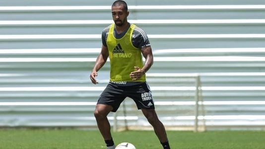 Paulo Henrique pode ser titular do Atlético contra o Ipatinga
