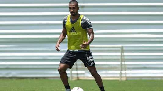 Paulo Henrique pode ser titular do Atlético contra o Ipatinga