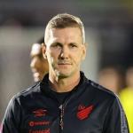 Turra destaca campanha do Athletico na Libertadotes após derrota para Galo