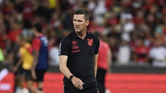Paulo Turra não é mais o técnico do Athletico-PR
