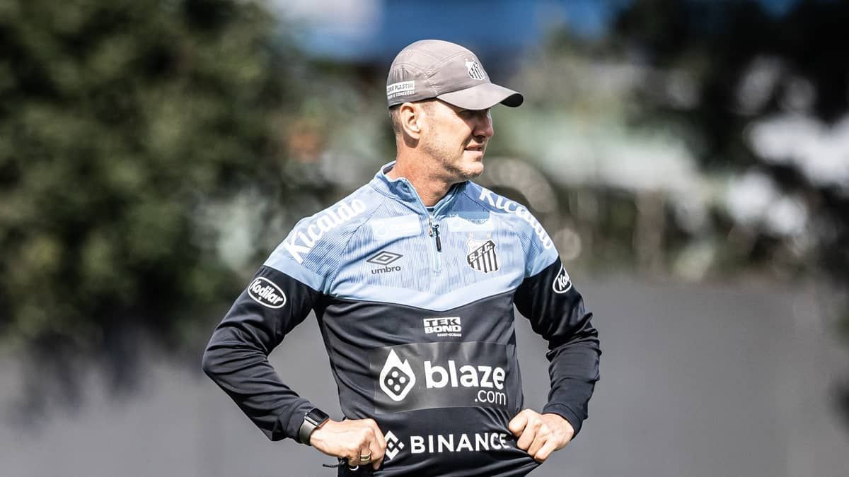 Santos x Athletico: prováveis escalações pelo Brasileirão