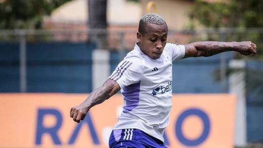 Paulo Vitor apareceu no futebol após oportunidades dadas pelo próprio Zé Ricardo, no Vasco, em 2017