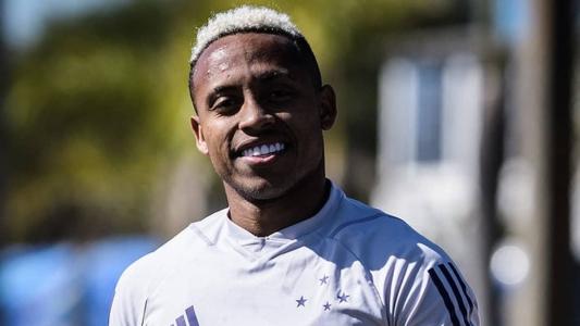 Paulo Vitor atuou no time B do Valladolid sob o comando do ex-Cruzeiro Julio Baptista