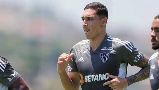 Paulo Vitor renovou o contrato com o Atlético até o fim de 2027