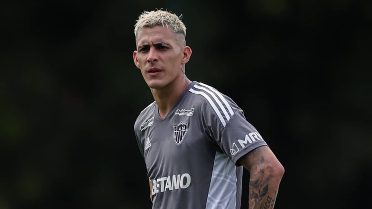 Felipão explica por que Pavón foi reserva na vitória do Atlético
