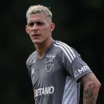 Felipão explica por que Pavón foi reserva na vitória do Atlético