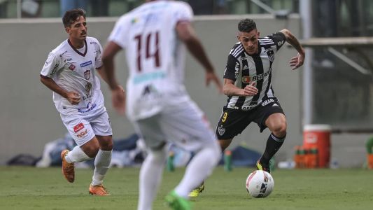Pavón não esteve sequer no banco de reservas na partida contra o América, no Campeonato Mineiro