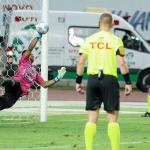 Paysandu segura empate com dois a menos, vence Remo nos pênaltis e vai à final da Copa Verde
