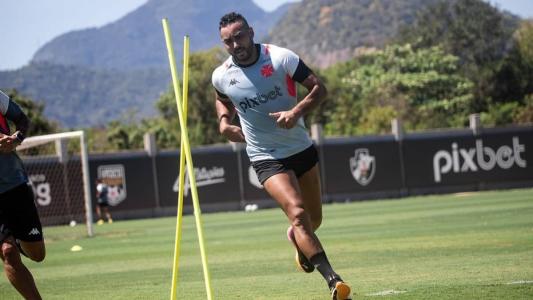 Payet fará sua estreia como titular pelo Vasco