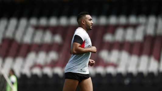 Payet treinou na folga dos jogadores do Vasco