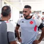 Vasco prepara Dimitri Payet para ser titular no clássico contra o Flamengo