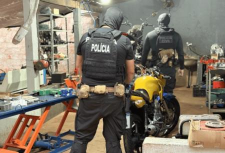 Criminosos usavam fotos de deputados no WhatsApp, diz polícia