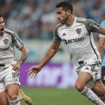 Comentarista do SporTV analisa gol do Atlético anulado pelo VAR contra o Grêmio