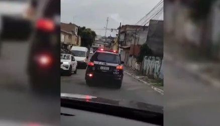 Suspeitos de incendiar loja de chinês no interior de Minas são presos em São Paulo