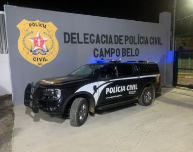 Os dois homens, de 22 e 23 anos, confessaram o crime e permanecem presos