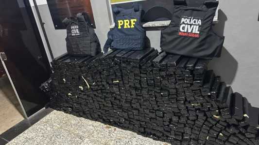 PCMG e PRF apreendem quase uma tonelada de maconha