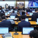 PEC que anistia partidos por problemas em prestação de contas é aprovada em comissão na Câmara