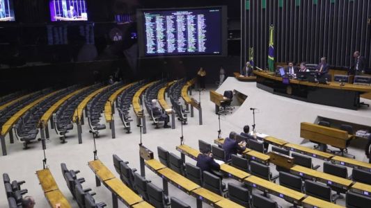 PEC da Anistia pode receber ajustes em meio à negociações