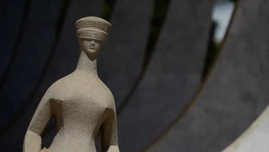 PEC sobre poderes do STF tramita no Congresso Nacional