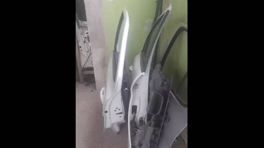 Peças roubadas e carro clonaro foram recuperadas