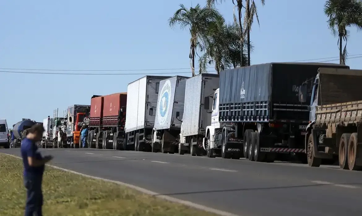 ALMG: oposição obstrui votações para derrubar veto de Zema à isenção de segundo pedágio