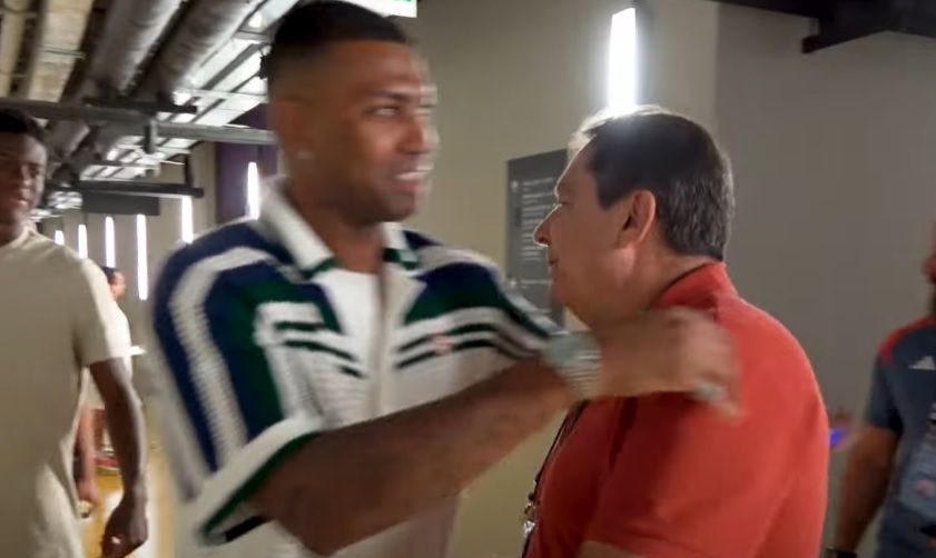 Bastidores do Cruzeiro têm bom humor de Pedrinho e integração de reforços