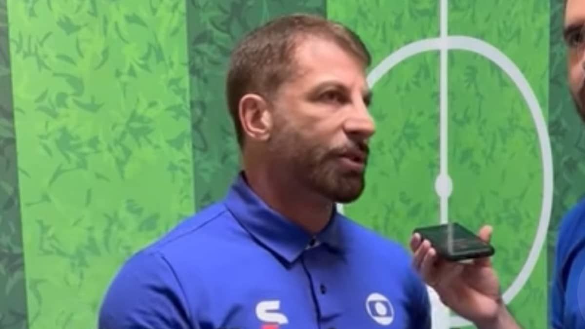 Pedrinho diz que volante ex-Cruzeiro foi o melhor que já enfrentou