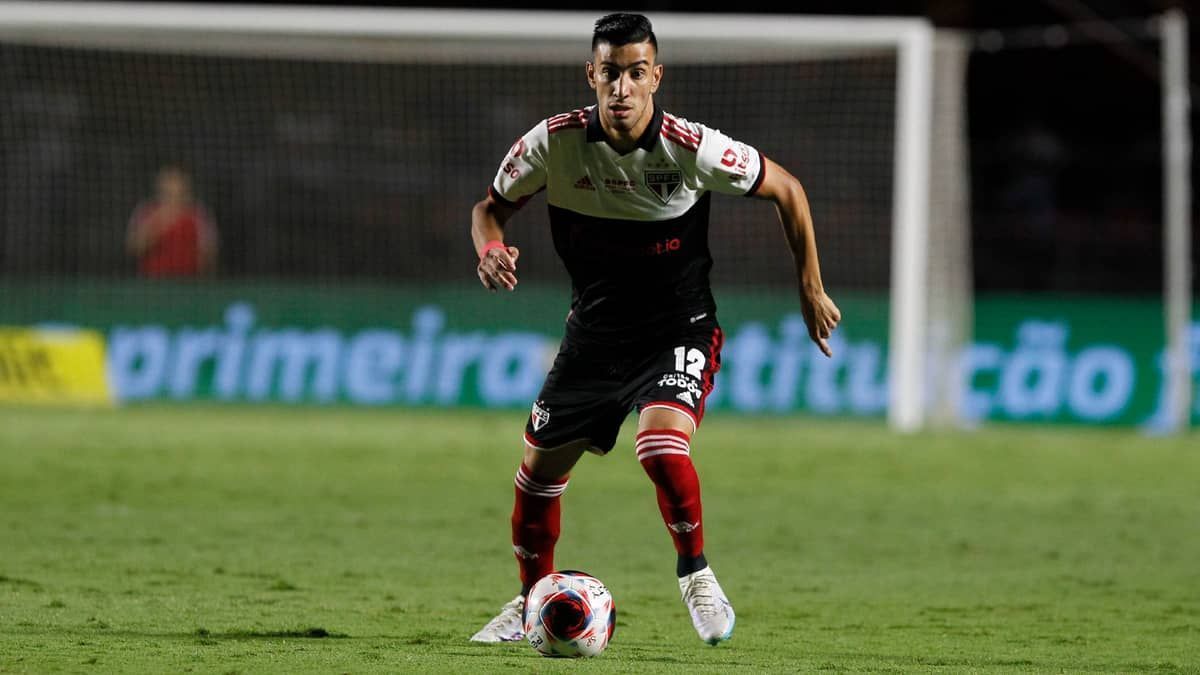 Na mira do América, Pedrinho processa São Paulo e quer anulação de rescisão