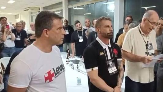 Pedrinho venceu Leven Siano na eleição do Vasco
