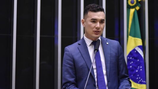 Pedro Aihara, do Patriota, é autor de PL que propõe multas a clubes que não agirem diante de casos de racismo