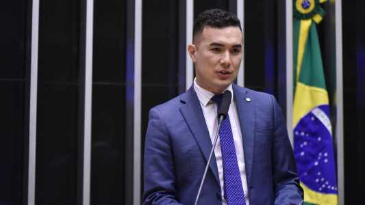Pedro Aihara, do Patriota, é autor de PL que propõe multas a clubes que não agirem diante de casos de racismo