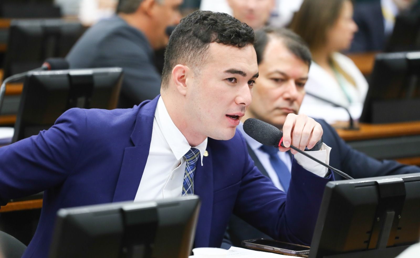 Pedro Aihara não descarta deixar PRD após federação com Solidariedade