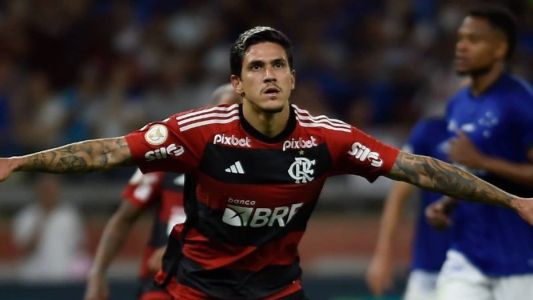 Pedro, atacante do Flamengo, fez o segundo gol da vitória sobre o Cruzeiro