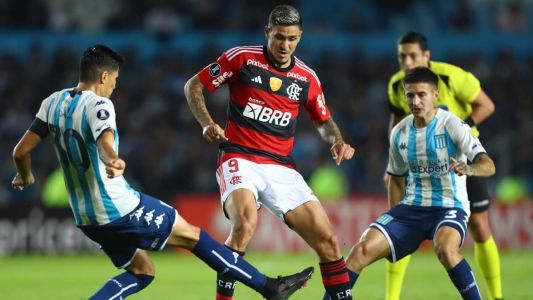 Pedro atuou contra o Racing, mas desfalca o Flamengo diante do Athletico
